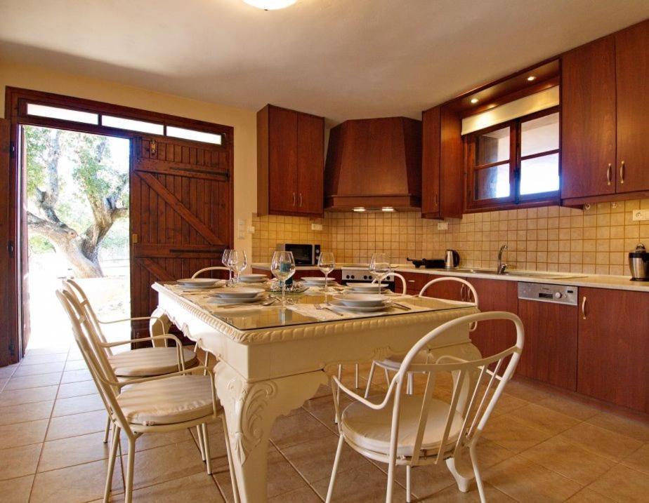 Villa Maragoudi Armenoi  Ngoại thất bức ảnh